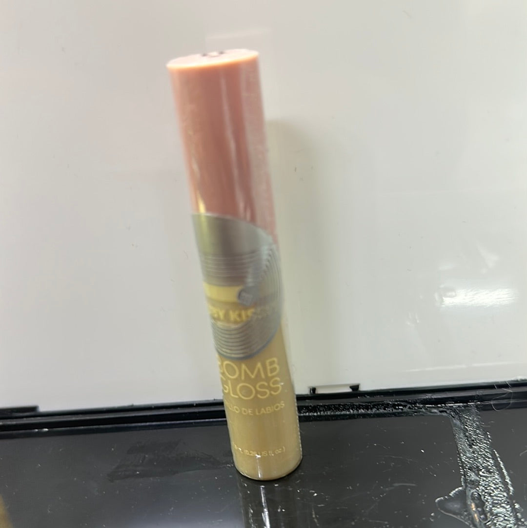 Ruby kisses butter bomb gloss