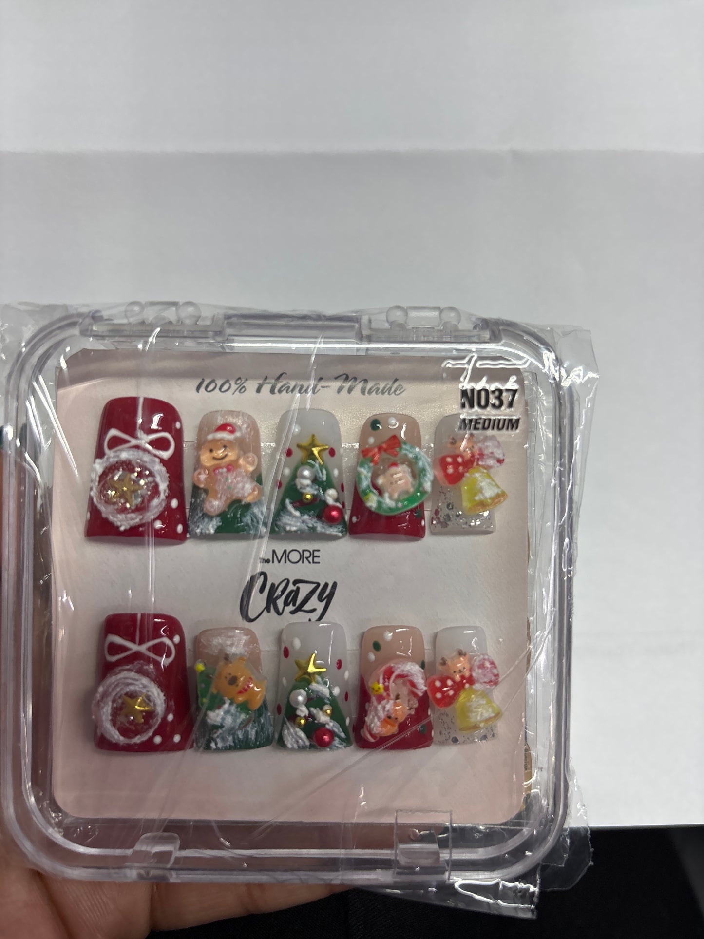 The More Crazy Hand Made Nails N037 Medium