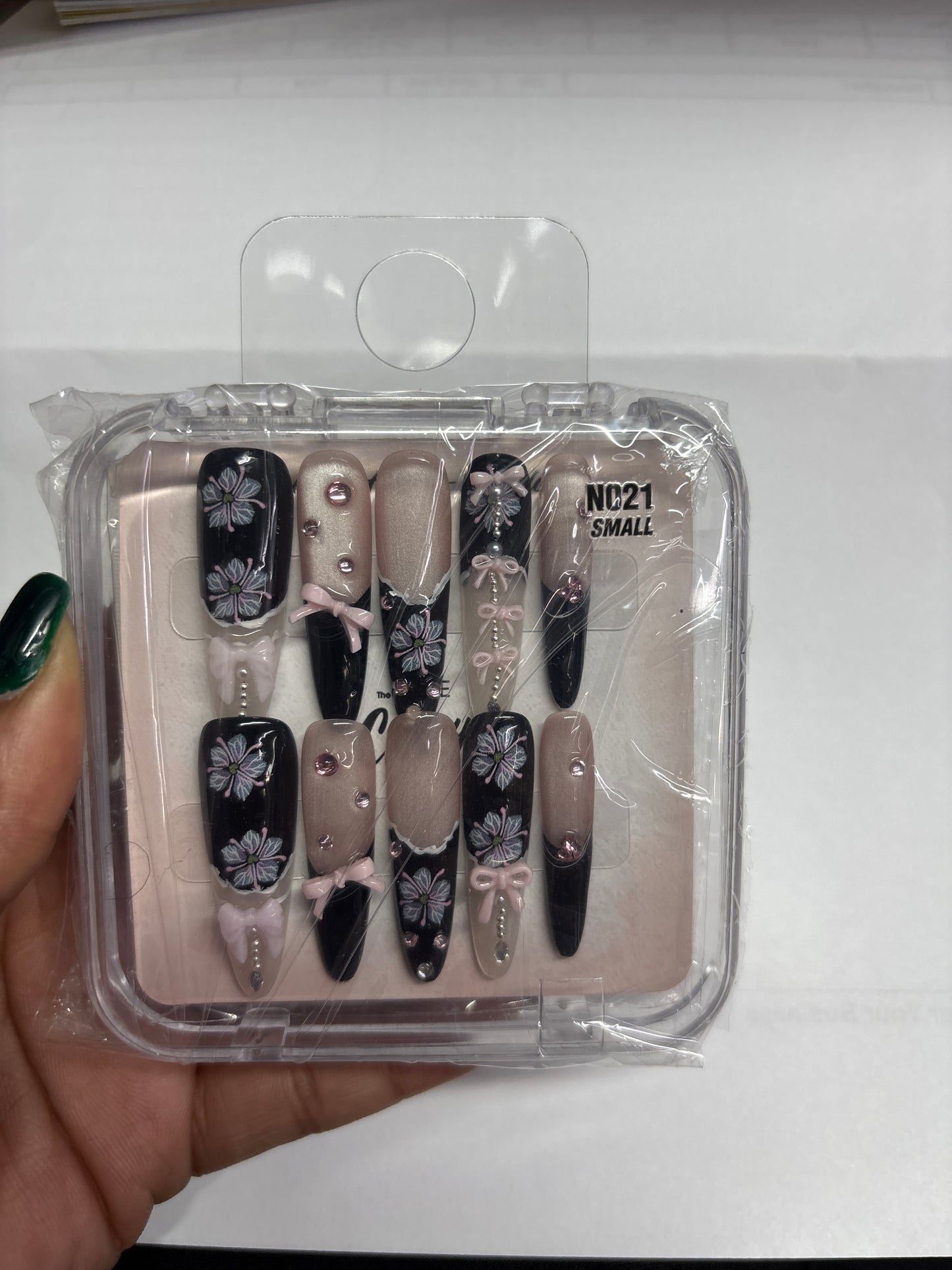 The More Crazy Hand Made Nails N021 Small