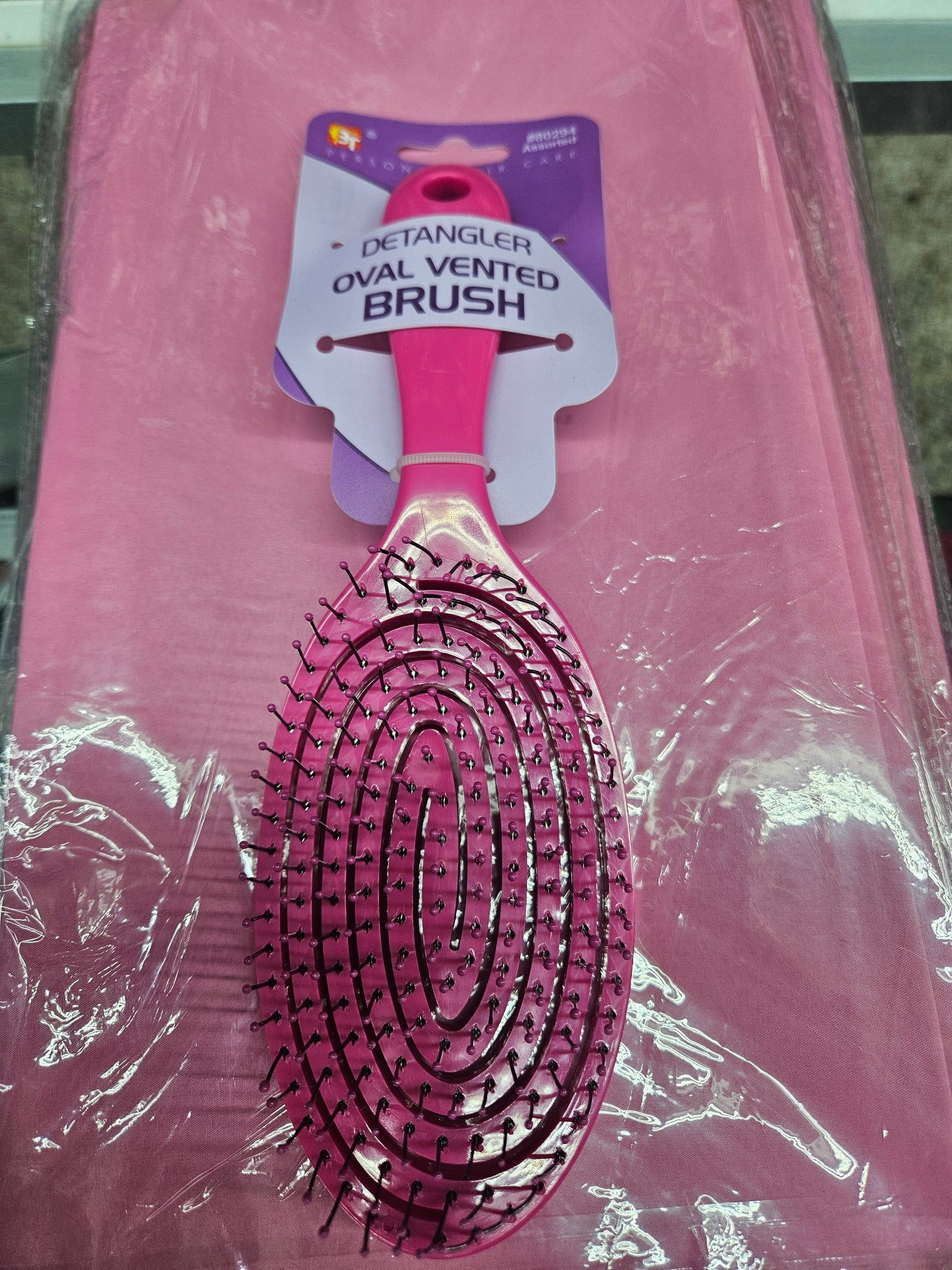 BT Detangler oval vented brush assorted