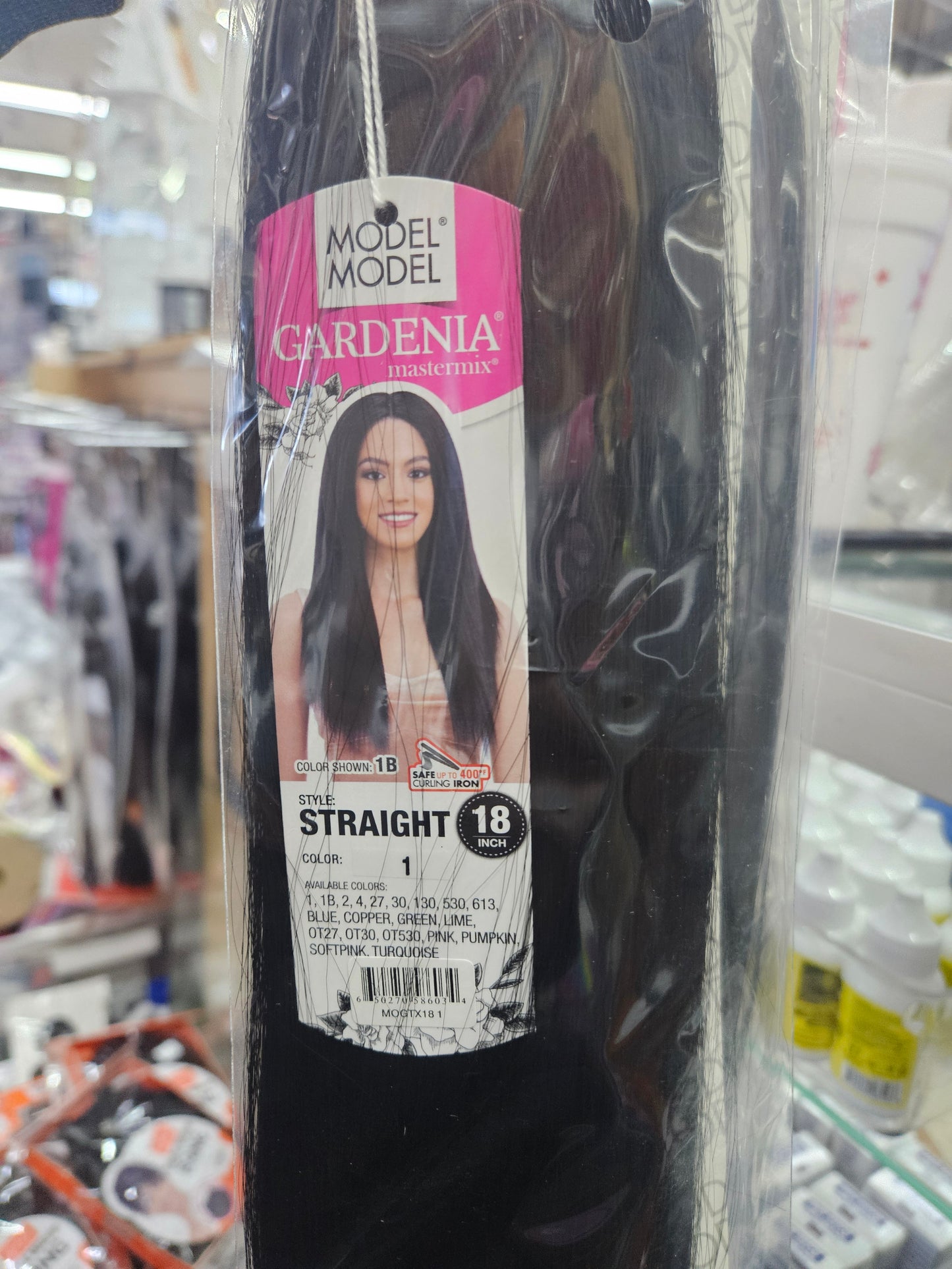 Model Model Gardenia Straight 18"