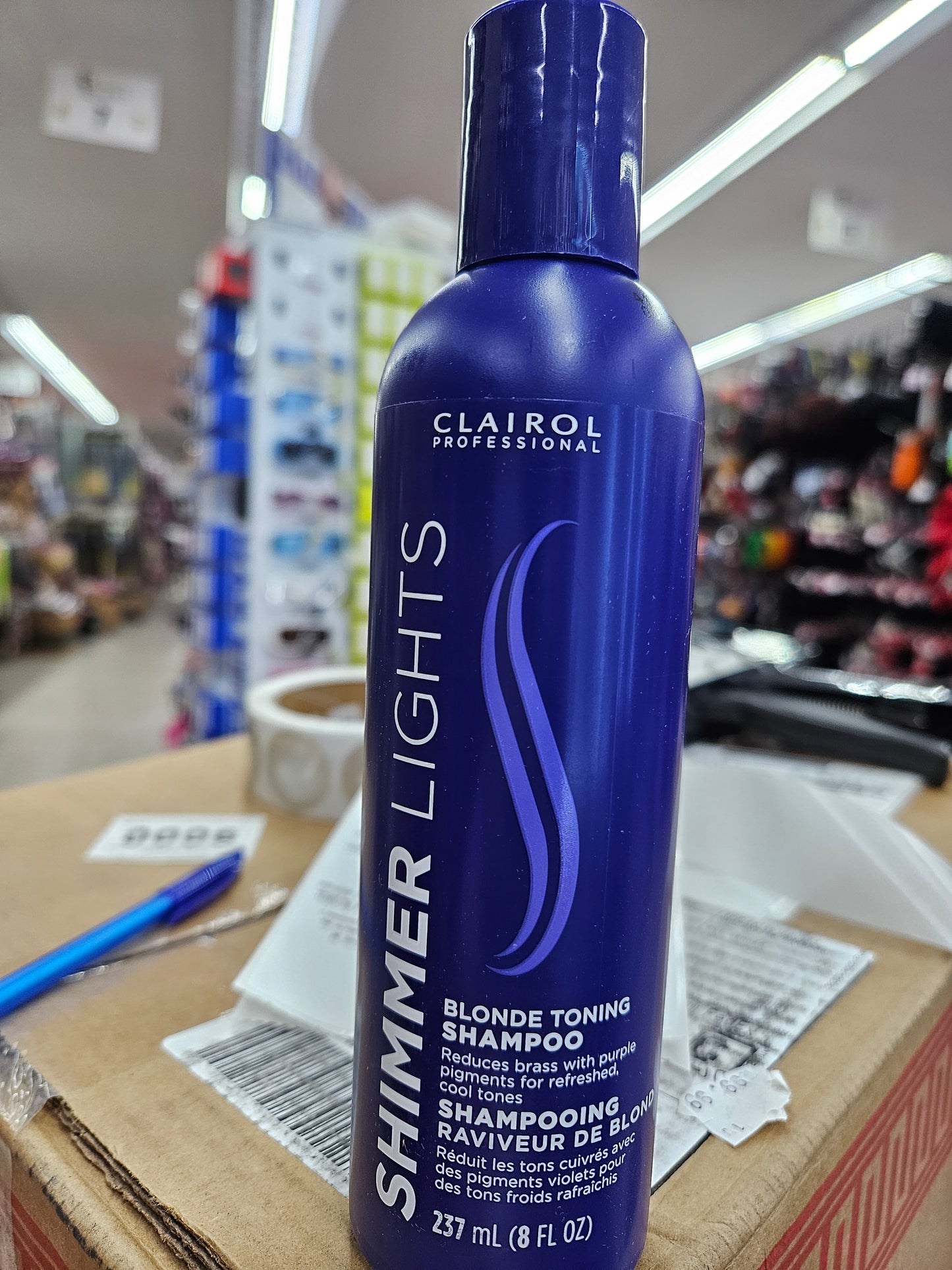 Clairol Professional Shimmer Lights Blond Toning Shampoo 8oz