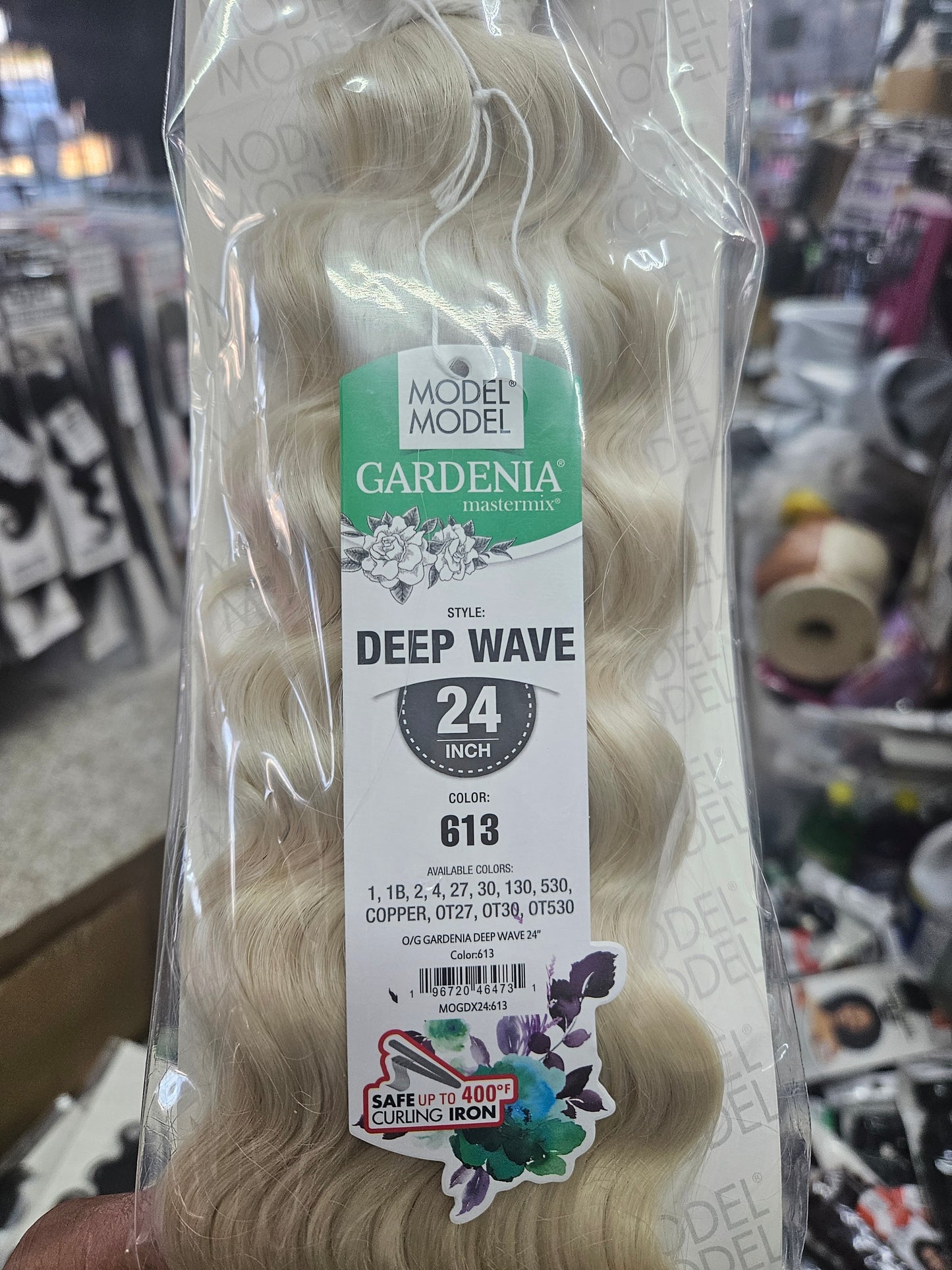 Model Model Gardenia Deep Wave 24"