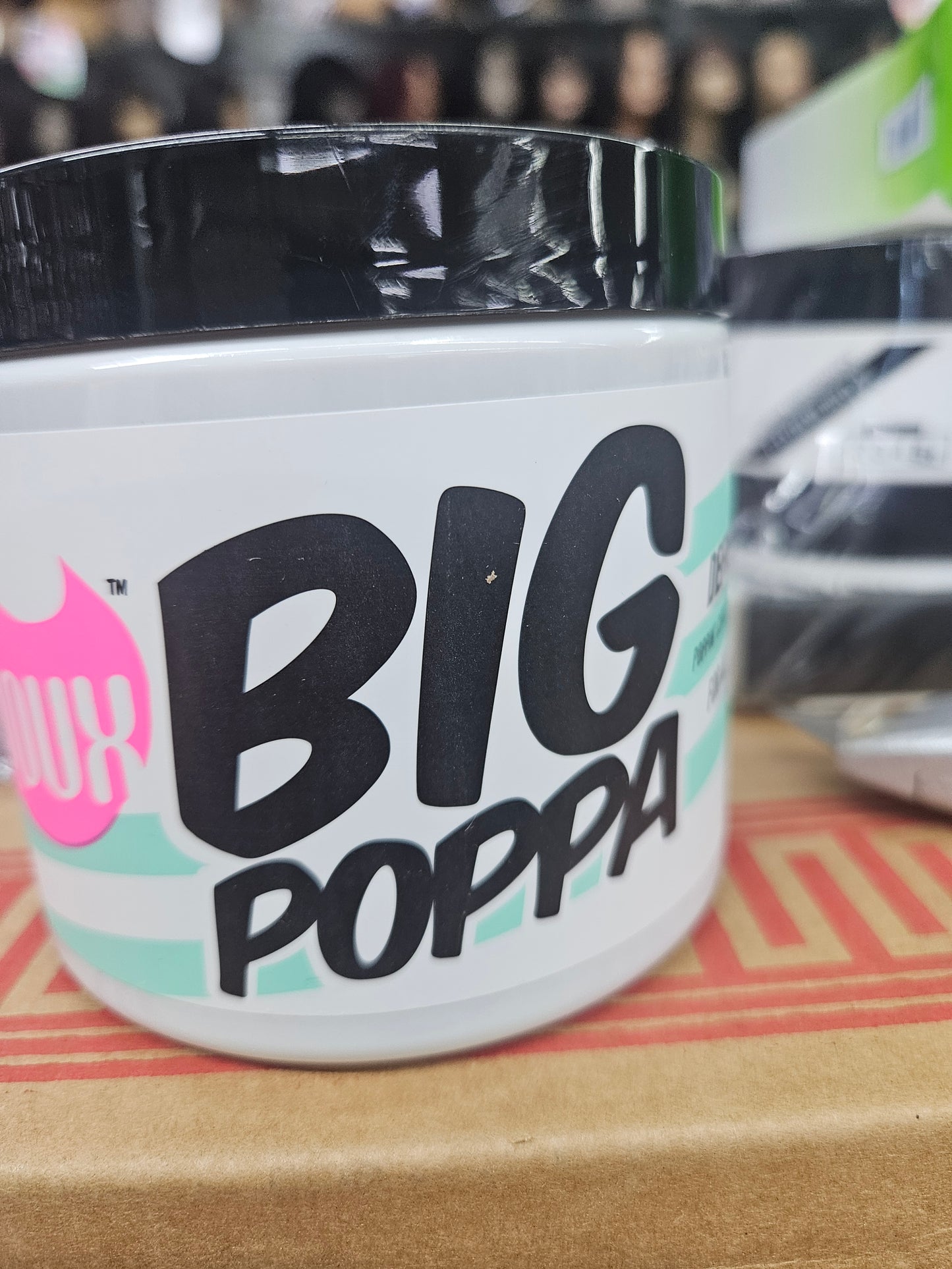 The Doux big poppa defining gel