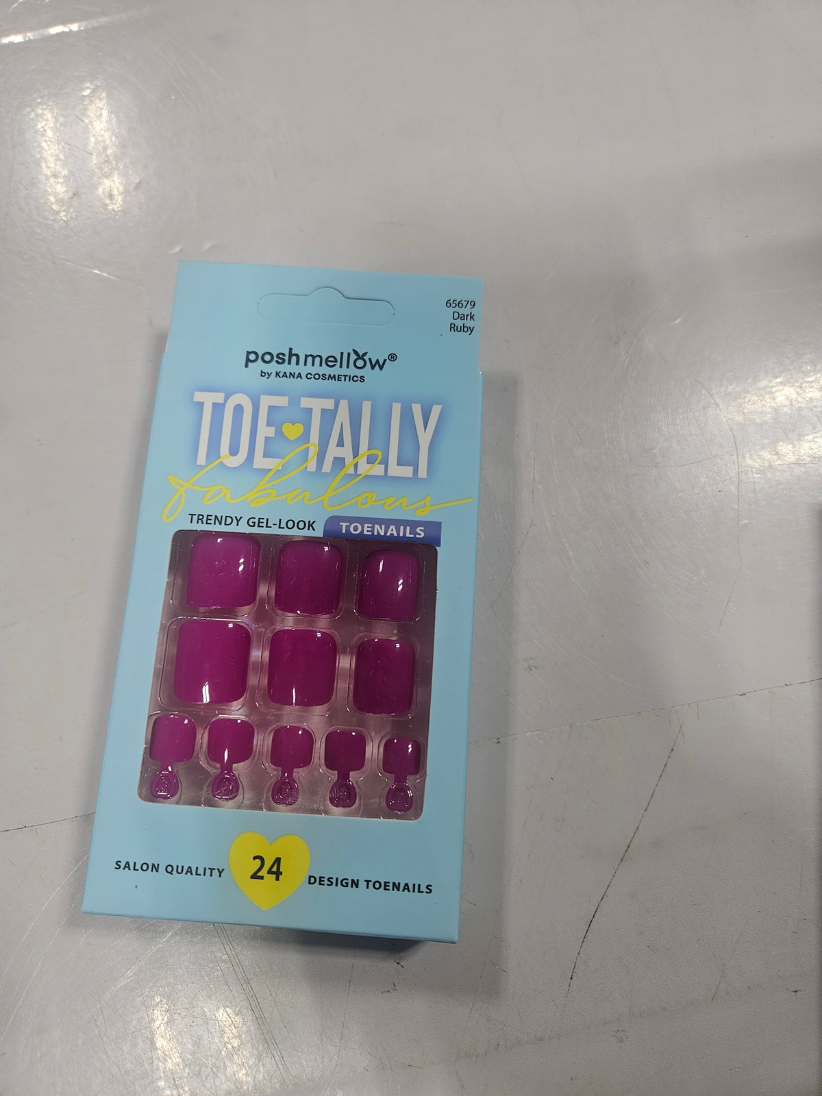 PoshMellow Toe Tally Trendy Gel Look toenails Dark Ruby 65679 by Beauty Giant