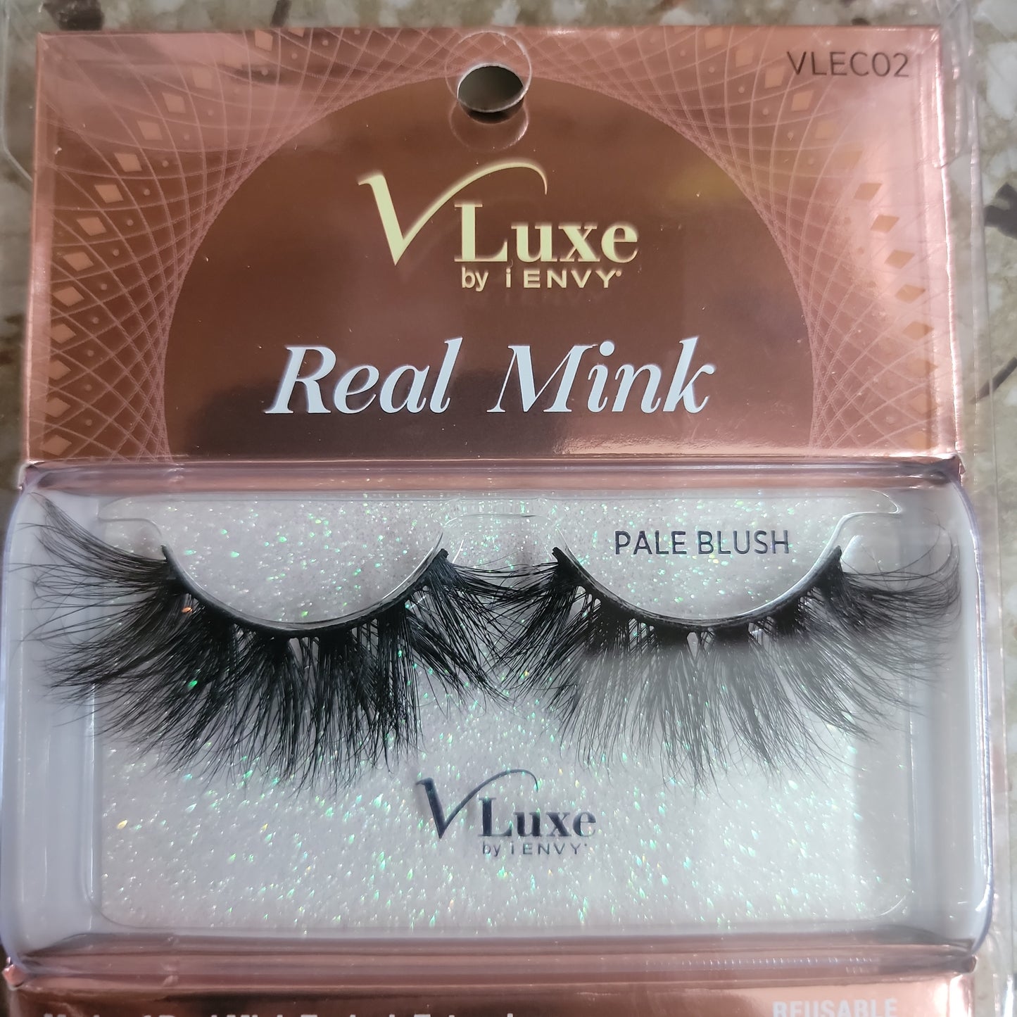 VLUXE BY I-ENVY REAL MINK VLEC02