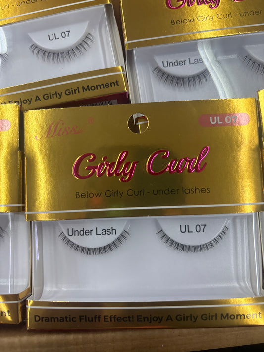 Miss Girly curl under lashes
