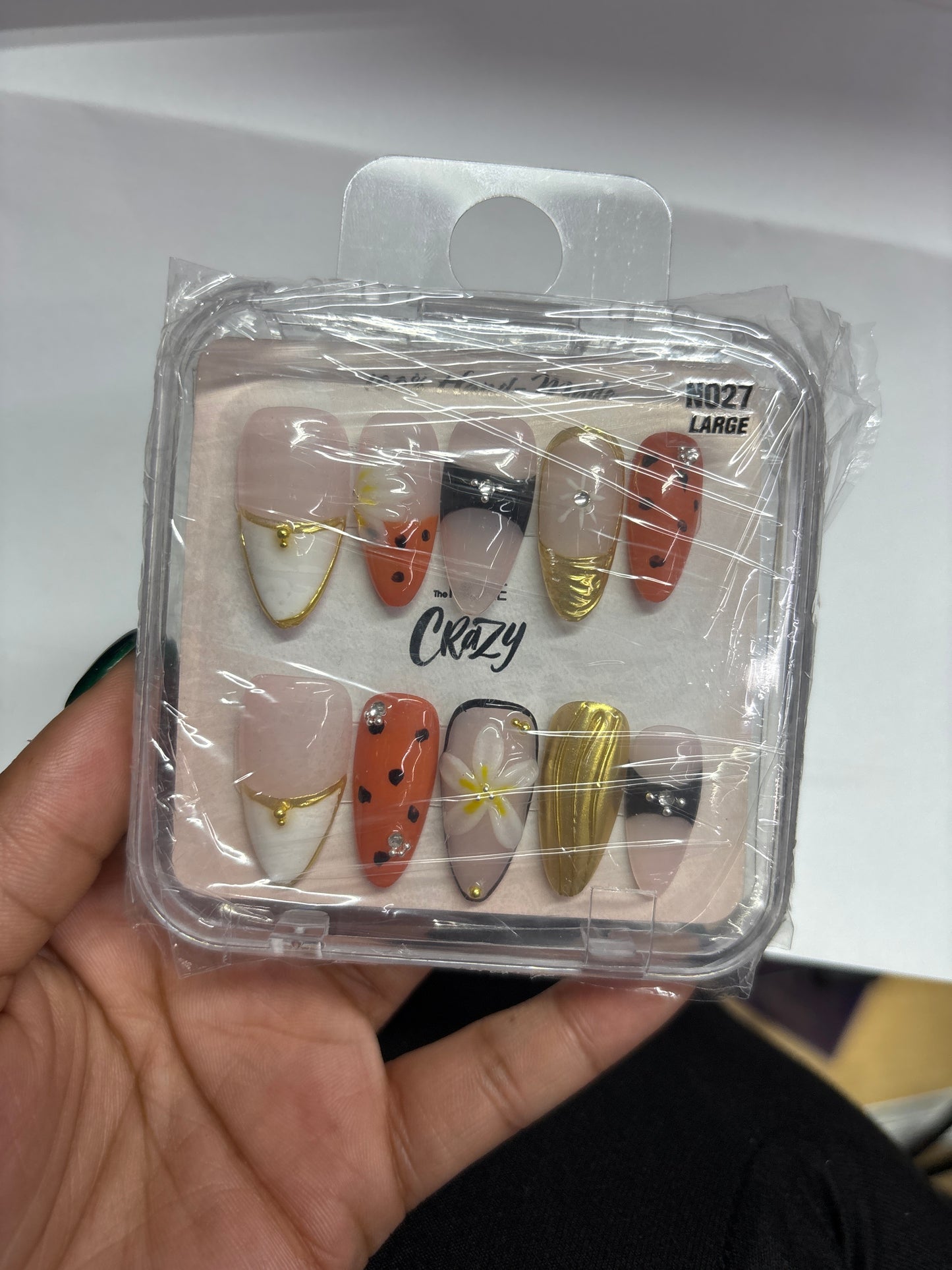 The More Crazy Hand Made Nails N027 Large