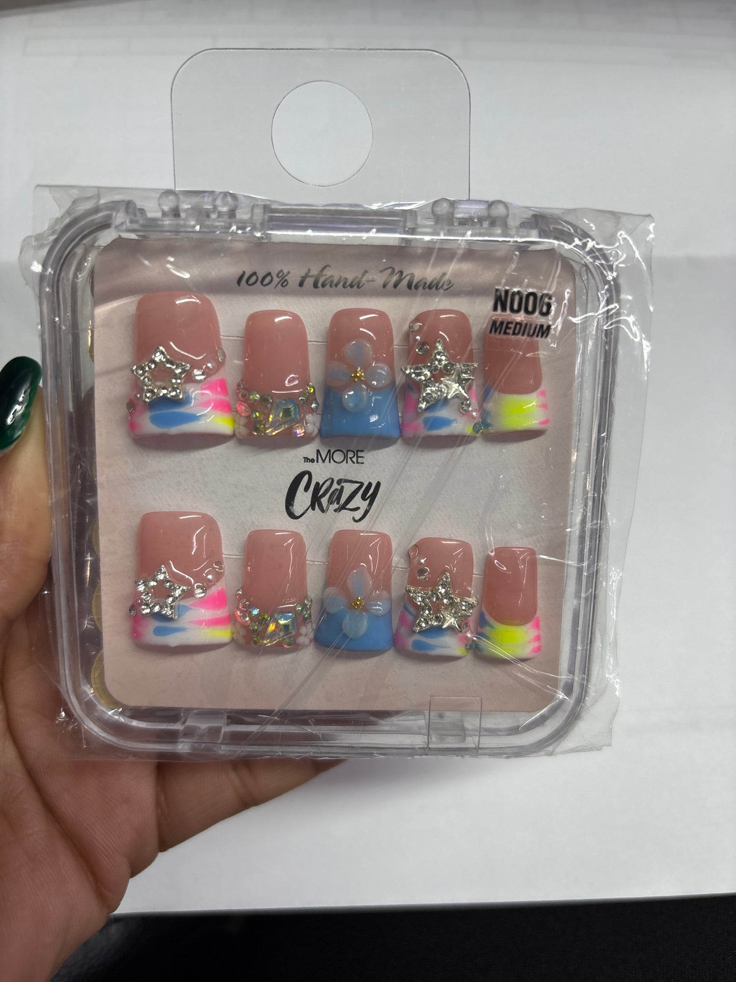 The More Crazy Hand Made Nails N006 Medium