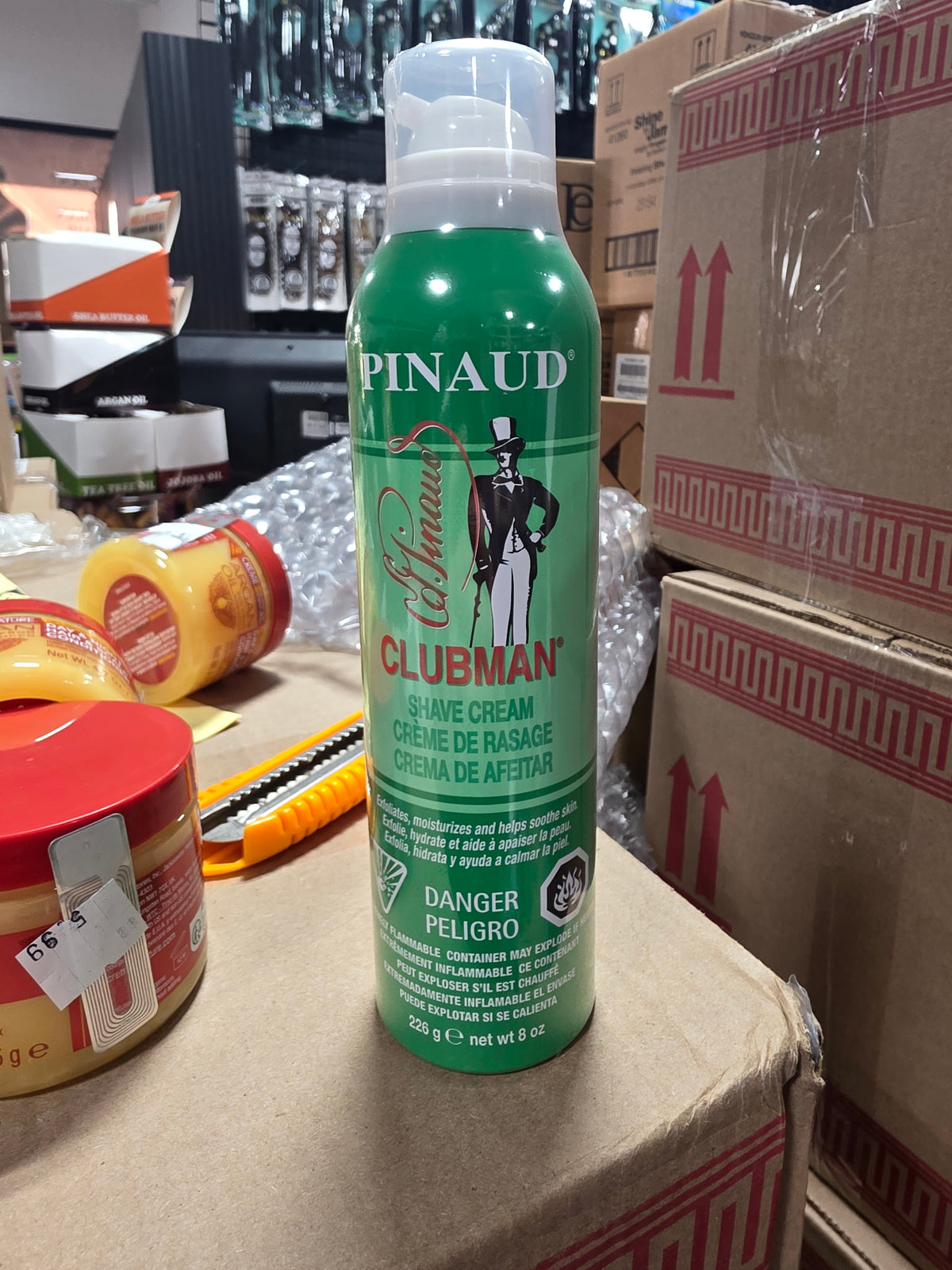 CLUBMAN PINAUD SHAVE CREAM 8OZ by Beauty Giant