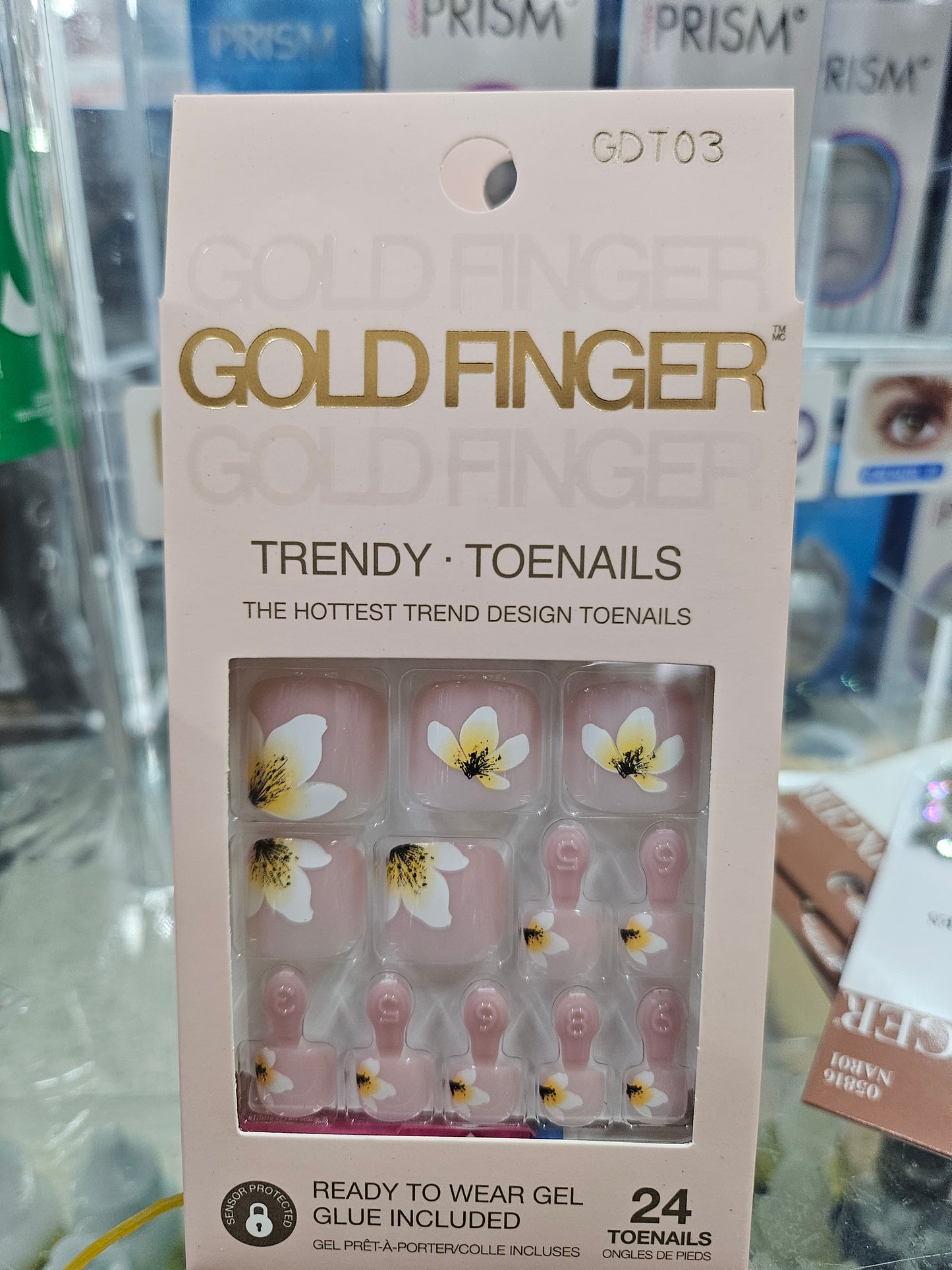 Gold finger Trendy toenails