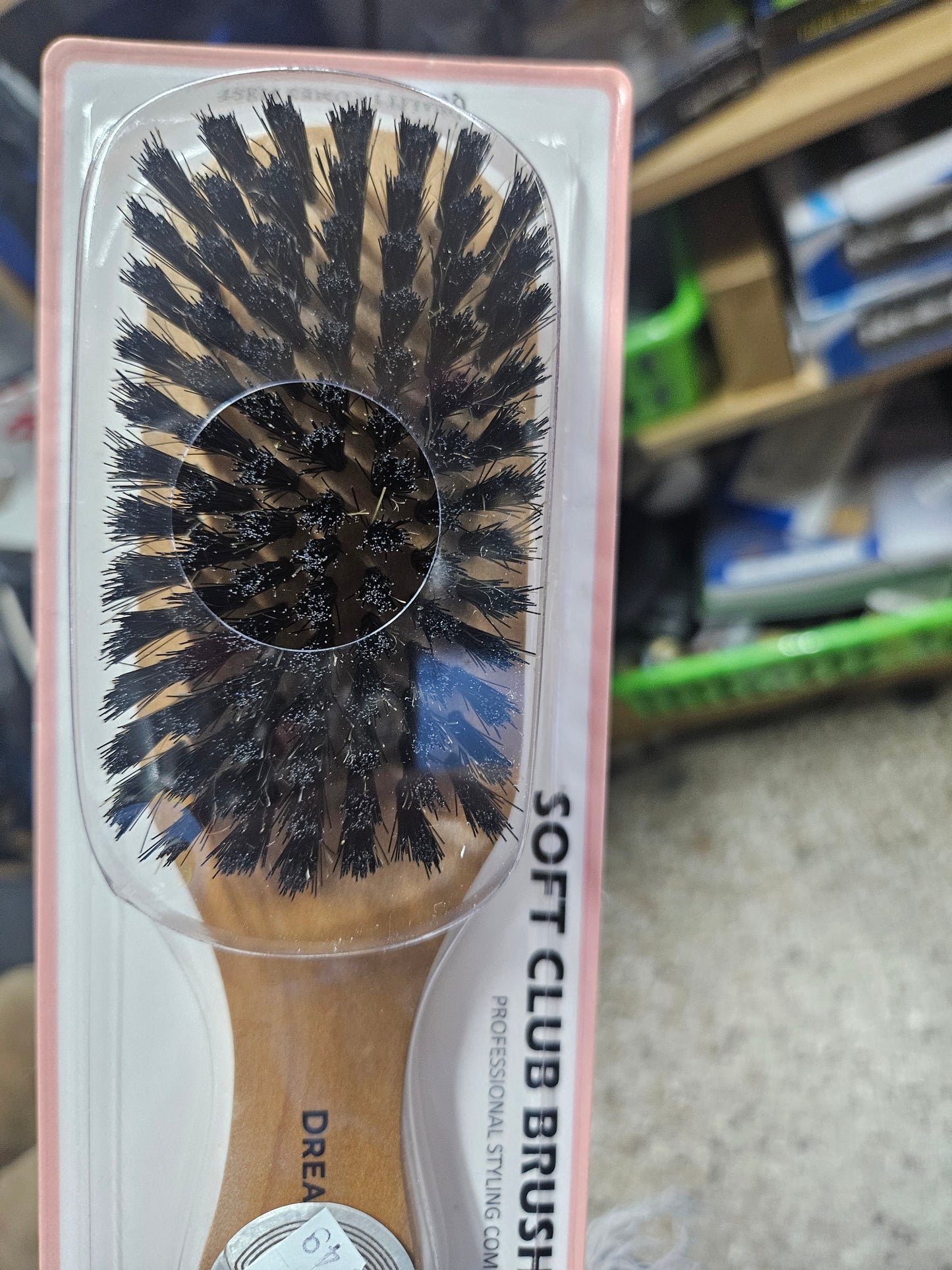Soft club brush