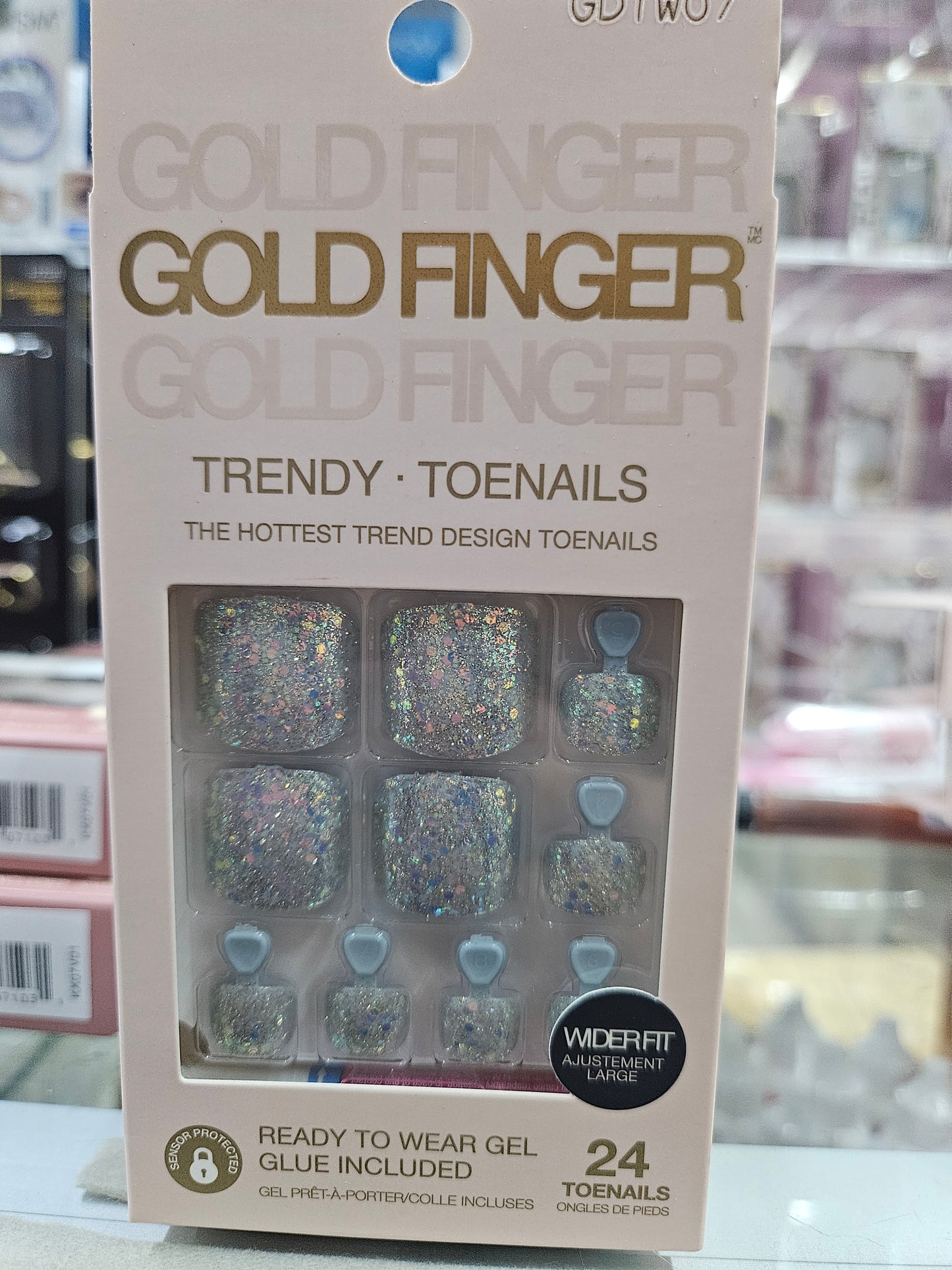 Gold finger Trendy toenails