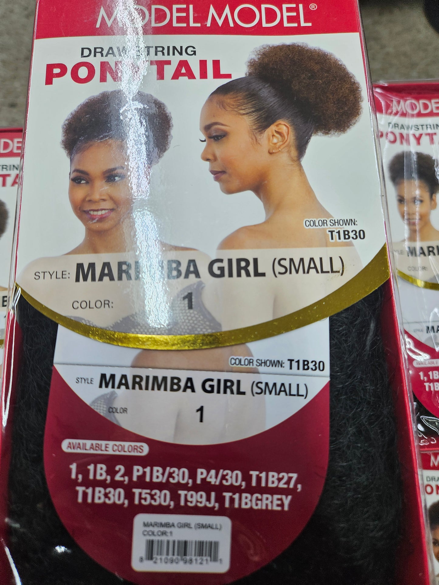 Model model marimba girl (small)