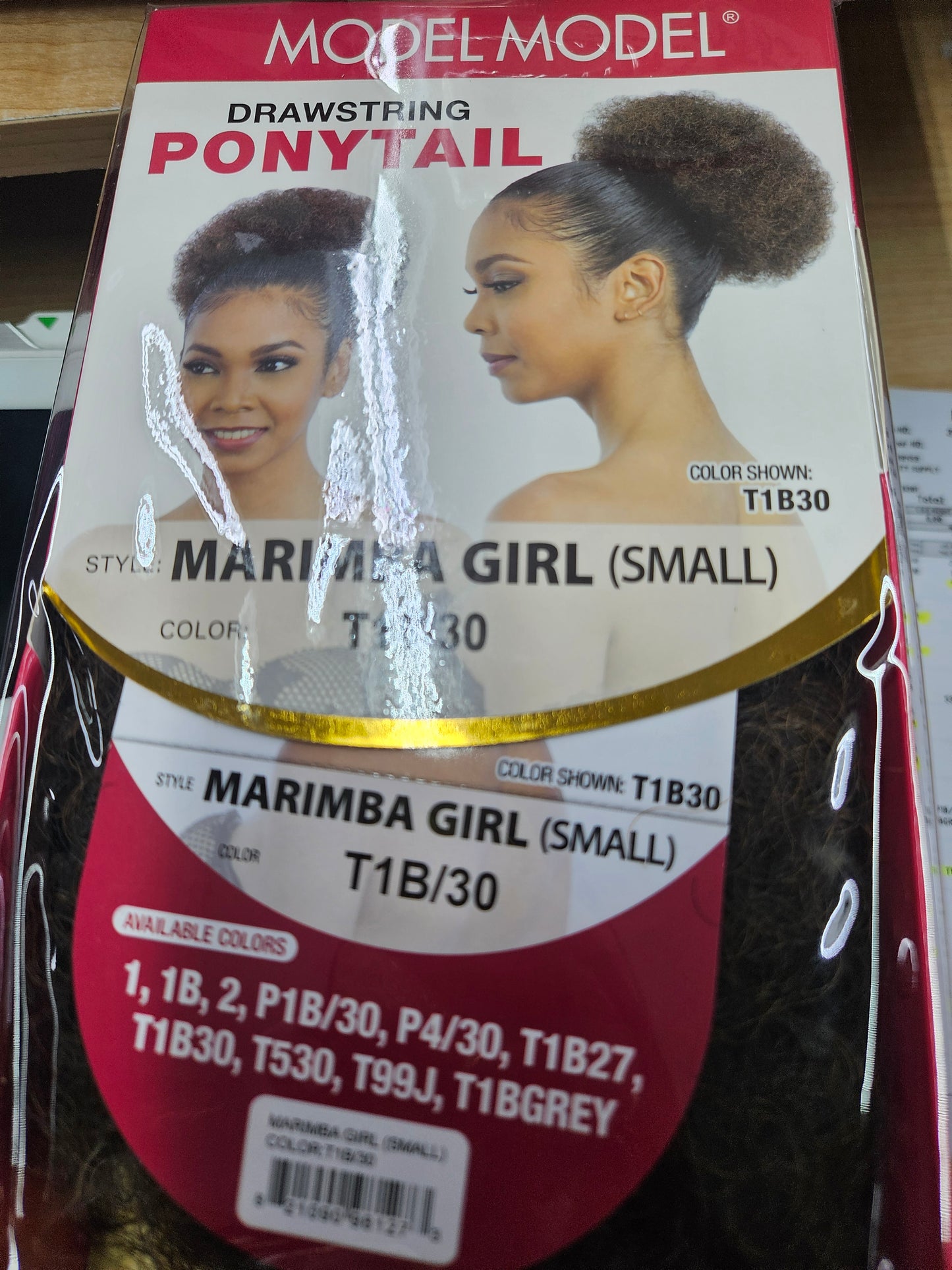 Model model marimba girl (small)