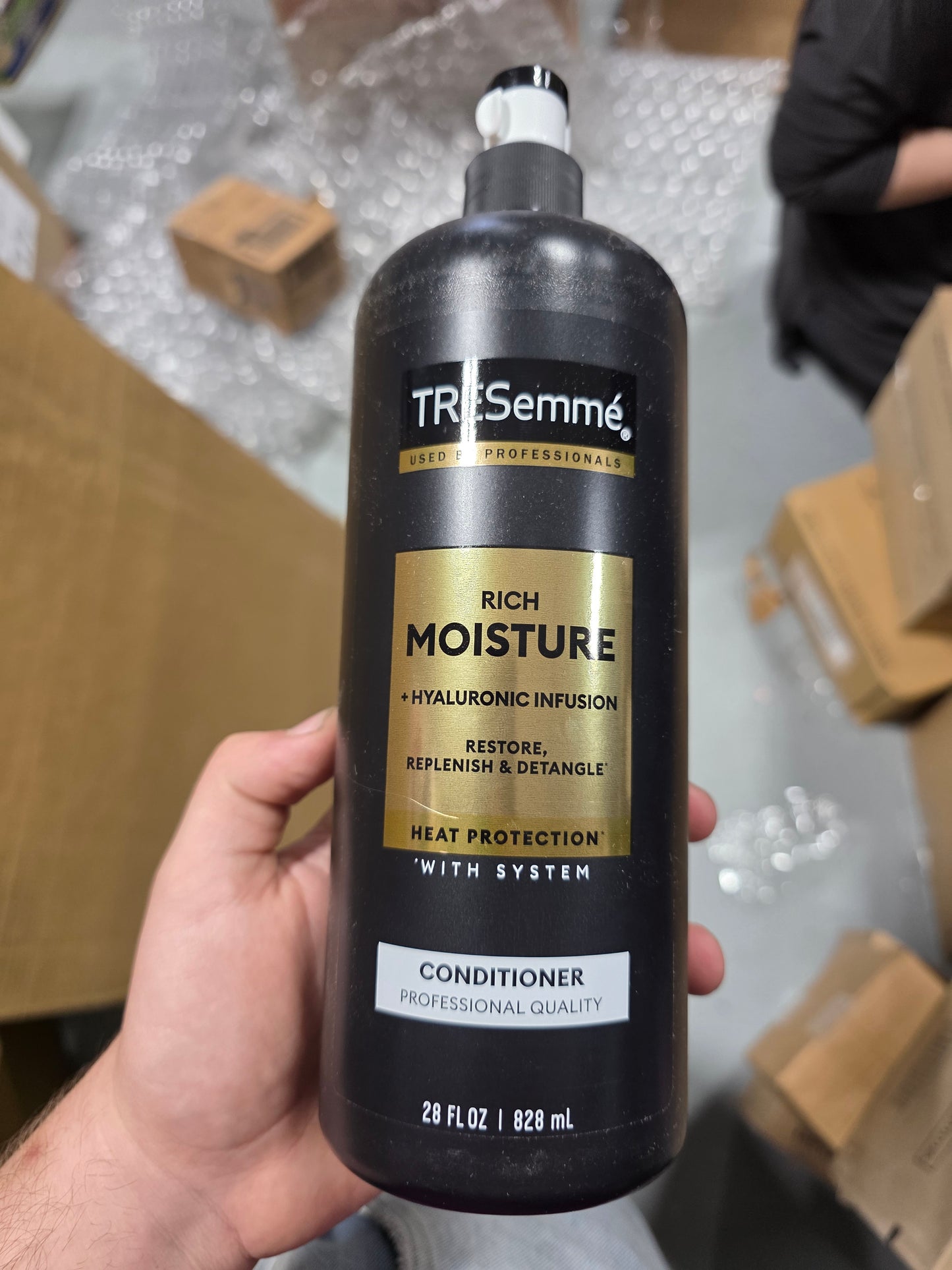 Tresemmé rich moisture conditioner 28oz
