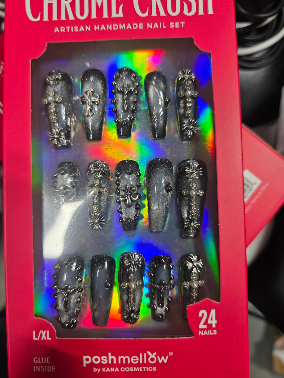 PoshMellow Chrome Crush Artisan Handmade Nails Set by Beauty Giant