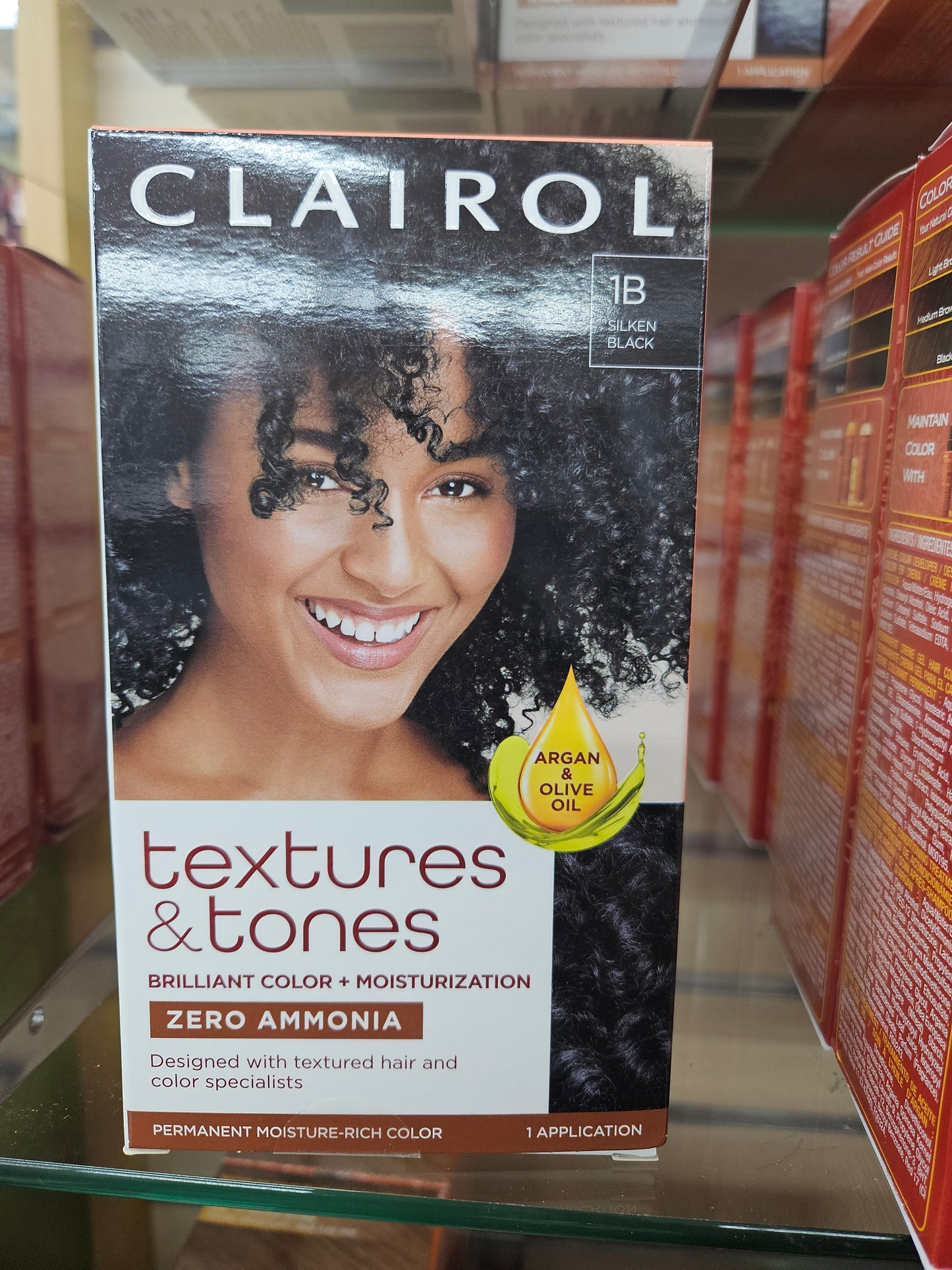 Clairol Texture  & Tones  1B Silken Black