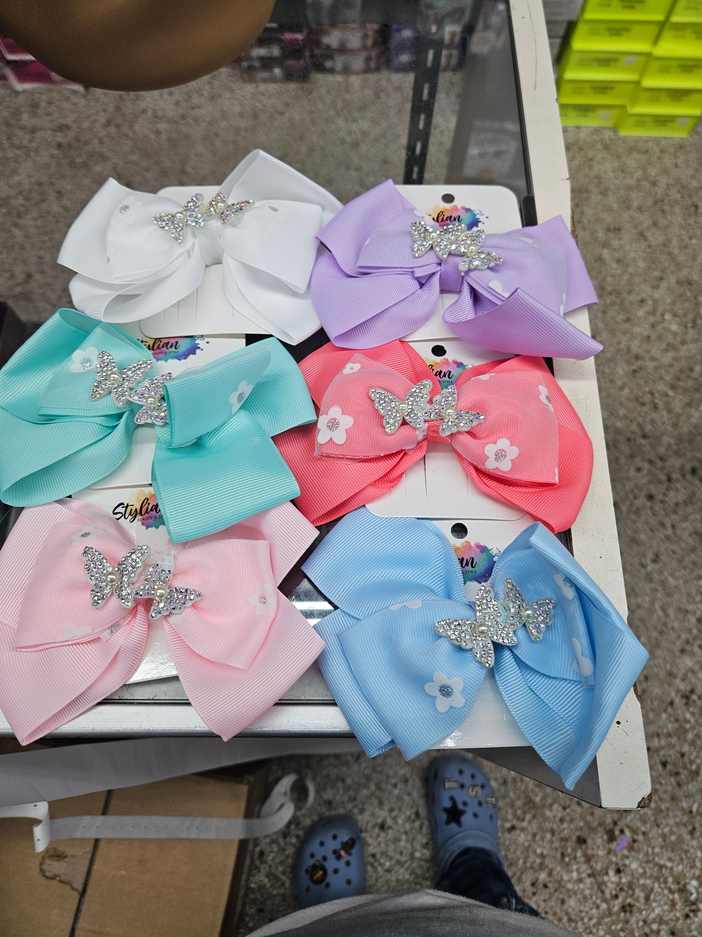 Hair bows 6 colors