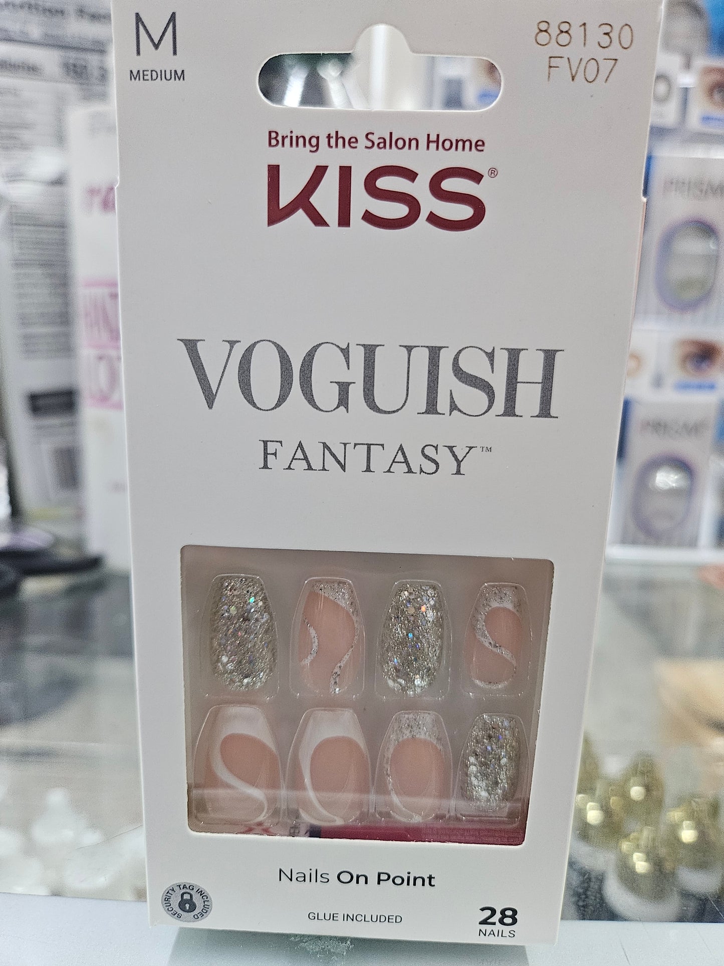 Kiss vouguish fantasy medium nails