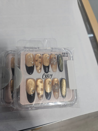 Noblesse crazy nails by Beauty Giant