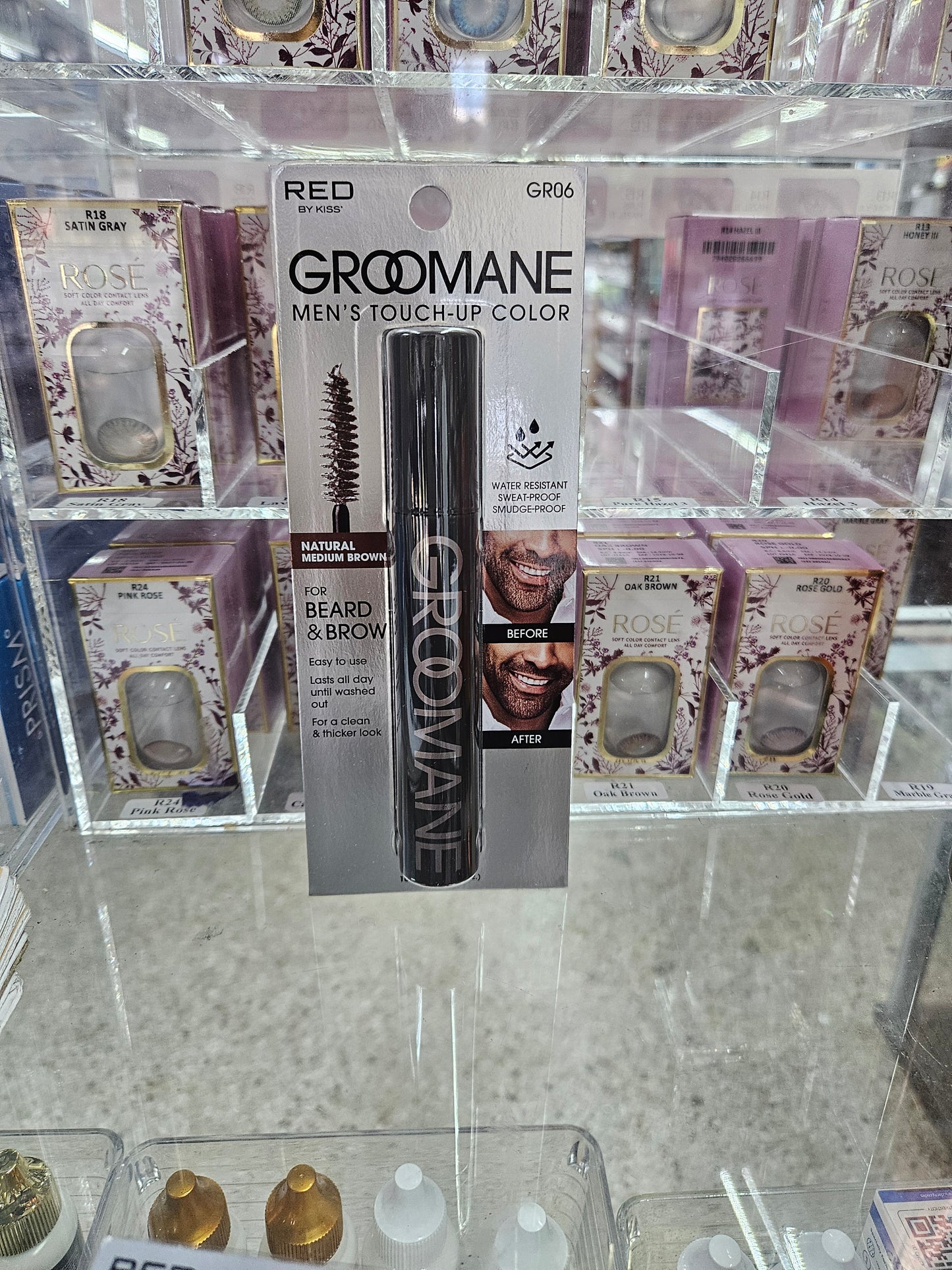 Red grooming men's touch up color