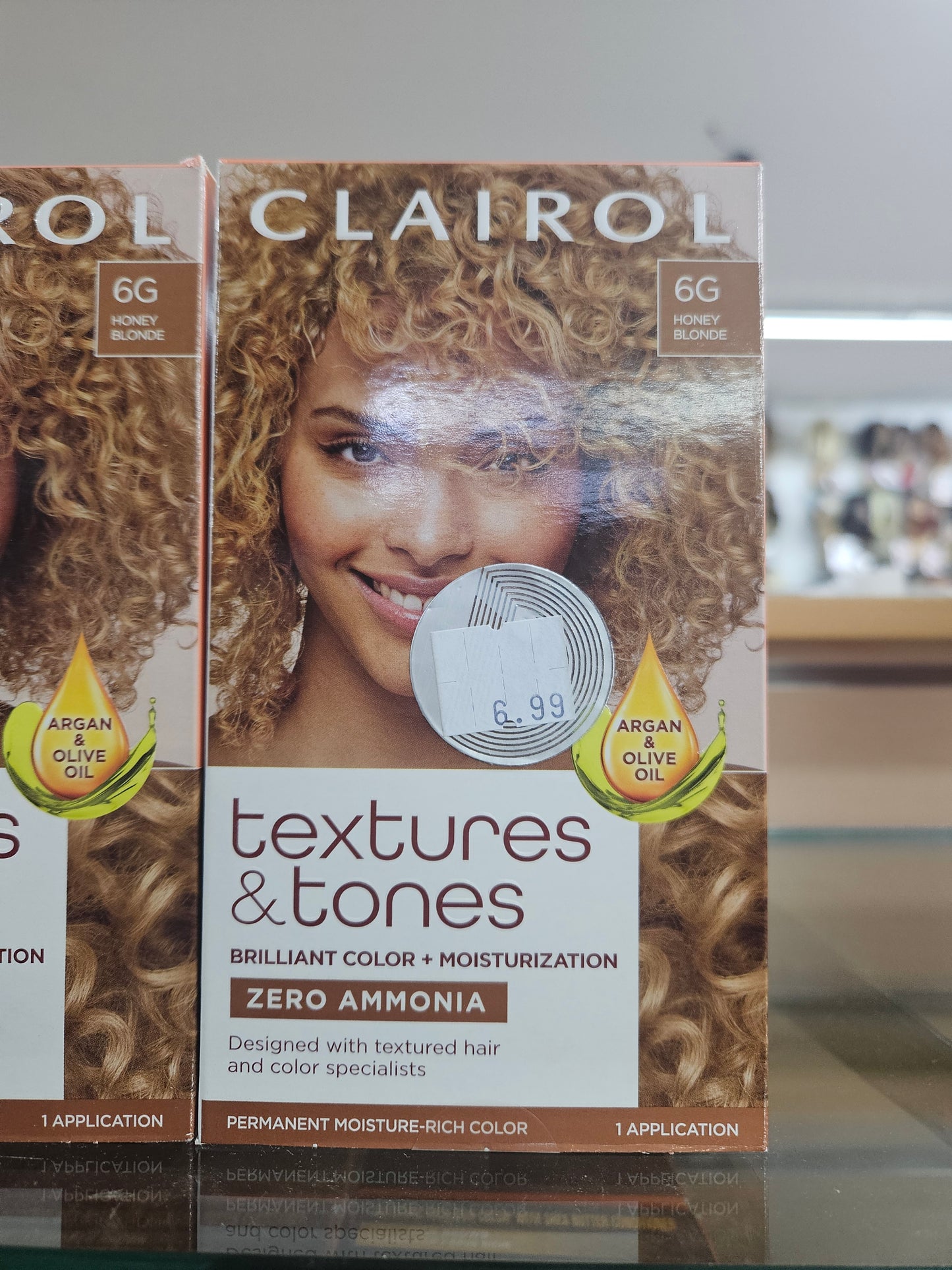 Clairol Texture and tones 6G Honey Blond