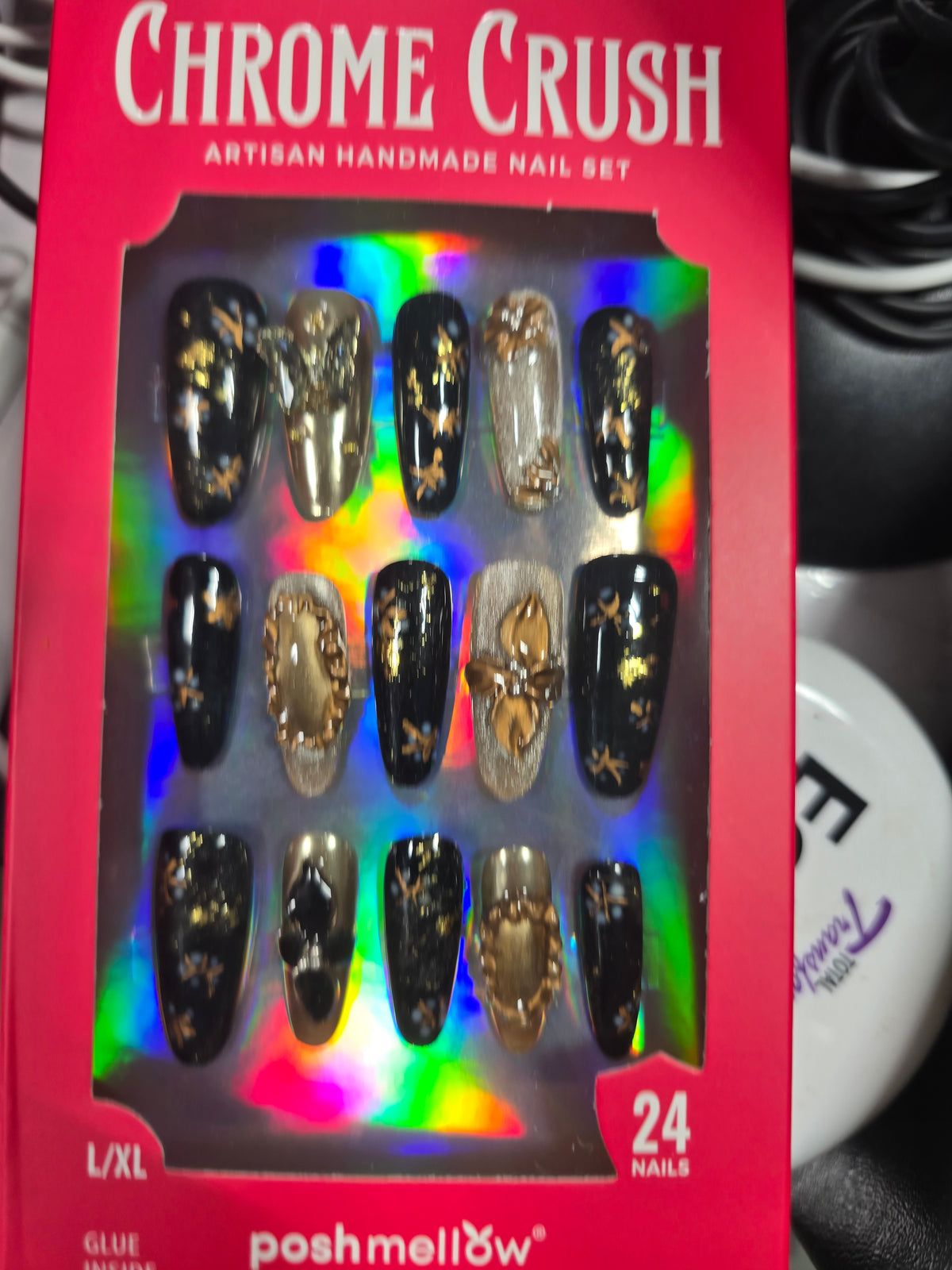 PoshMellow Chrome Crush Artisan Handmade Nails Set by Beauty Giant