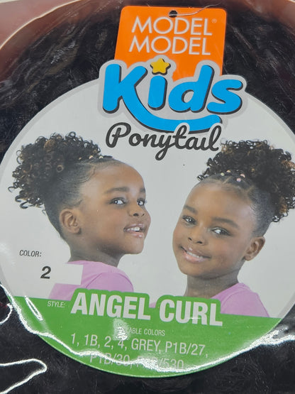 Model model kids ponytail. Angel