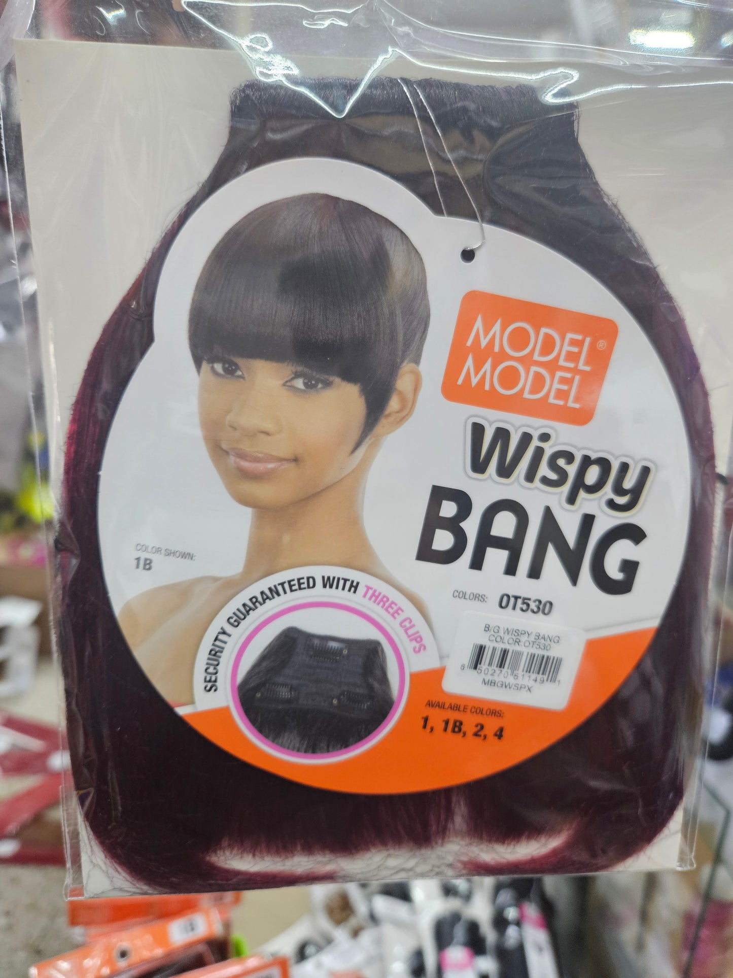 Model model wispy bang